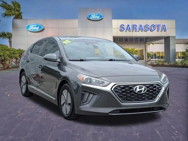 2022 Hyundai IONIQ Hybrid SE