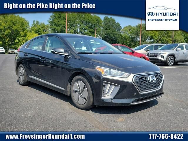 2022 Hyundai IONIQ Hybrid SE