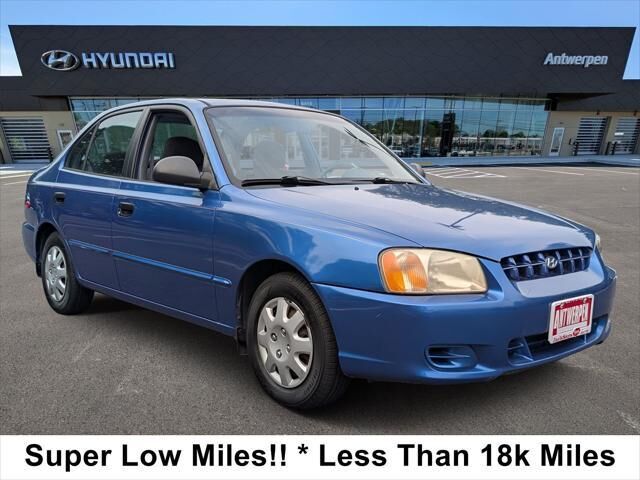 2002 Hyundai ACCENT GL