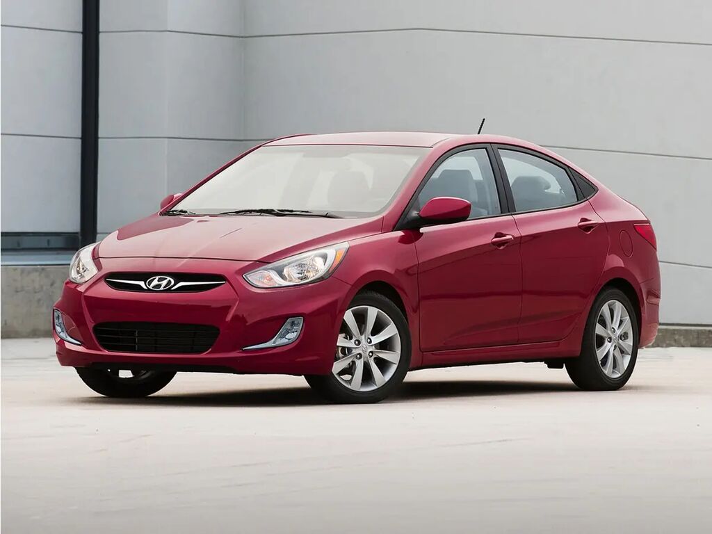 2013 Hyundai ACCENT GLS — photo 1 of 1