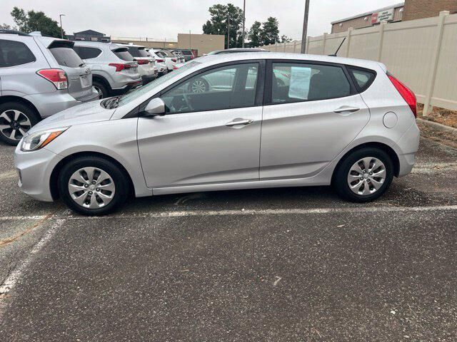 2017 Hyundai ACCENT SE