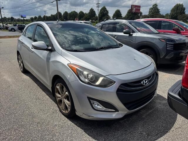 2013 Hyundai ELANTRA GT Base
