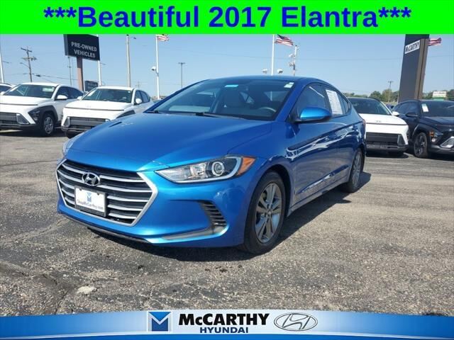 2017 Hyundai ELANTRA SE — photo 1 of 13