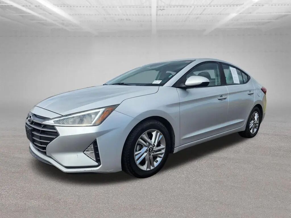2019 Hyundai ELANTRA SE — photo 1 of 13