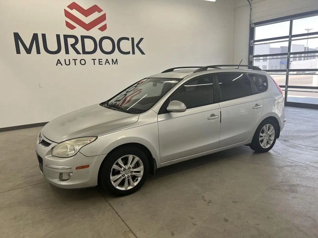 2010 Hyundai ELANTRA Touring SE — photo 1 of 13