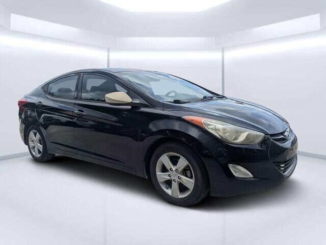 2013 Hyundai ELANTRA GLS — photo 1 of 13