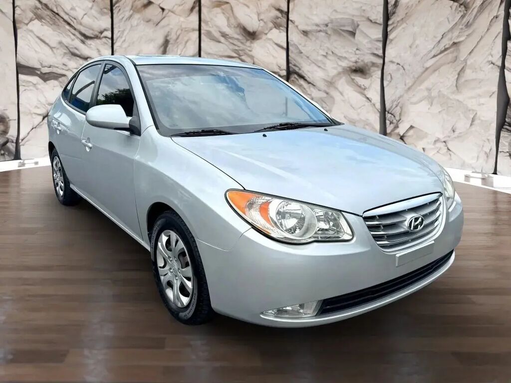 2010 Hyundai ELANTRA SE — photo 1 of 13