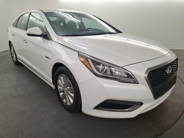 2017 Hyundai SONATA Hybrid SE — photo 1 of 13