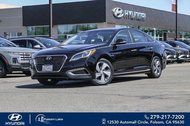 2016 Hyundai SONATA Plug-in Hybrid Limited — photo 1 of 13