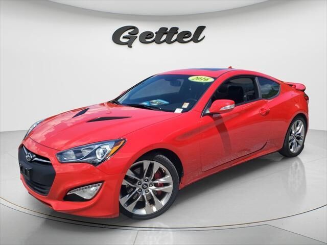 2016 Hyundai Genesis Coupe 3.8 Ultimate — photo 1 of 2