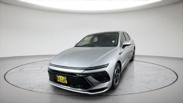 2025 Hyundai SONATA SEL Convenience — photo 1 of 13