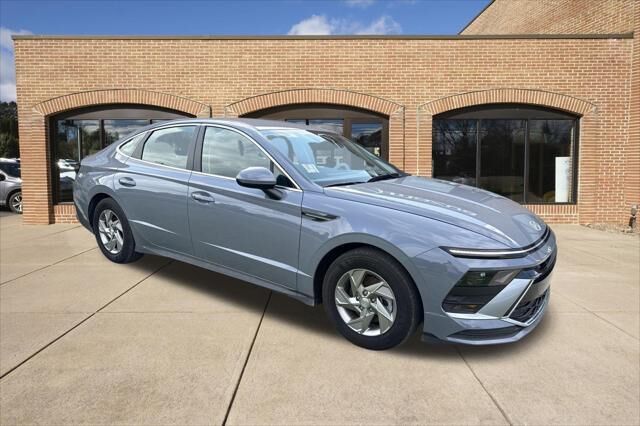 2025 Hyundai SONATA SE