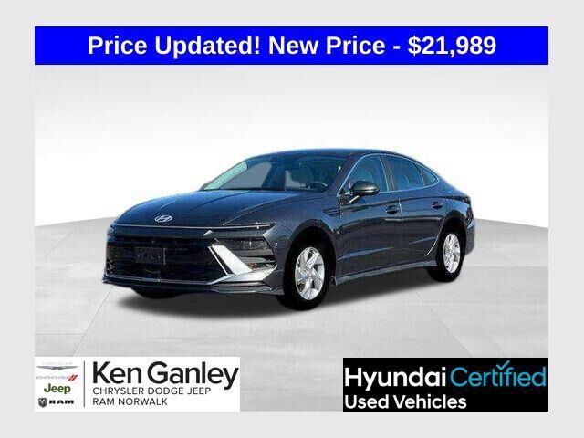 2025 Hyundai SONATA SE