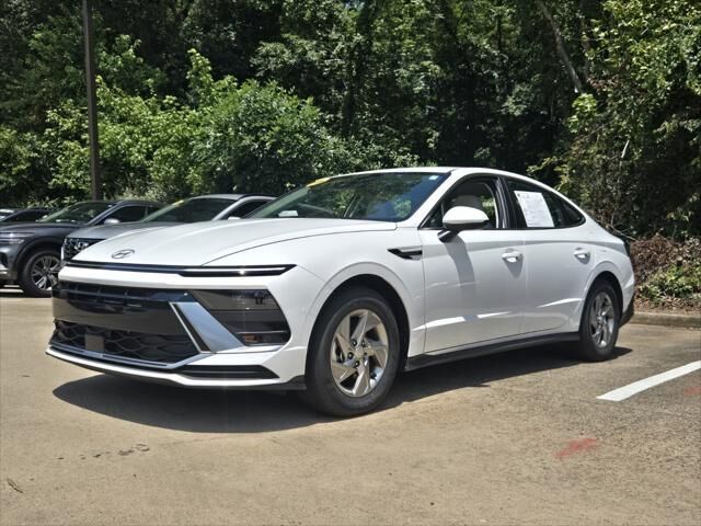 2025 Hyundai SONATA SE