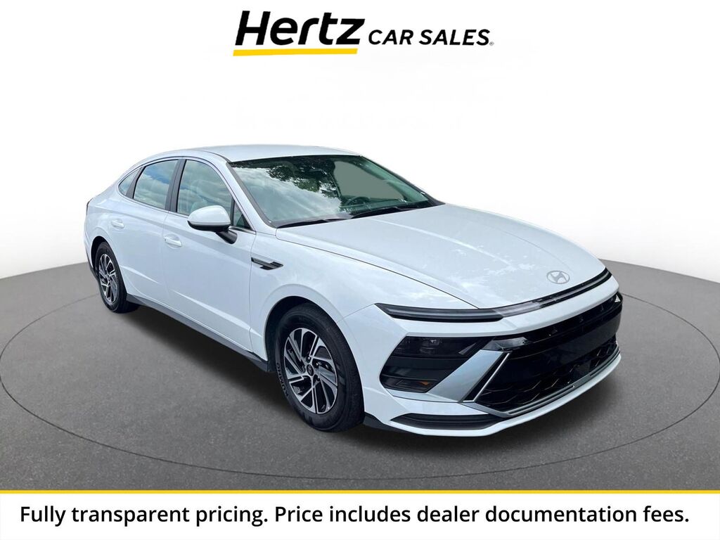 2026 Hyundai Sonata Hybrid Blue — photo 1 of 1