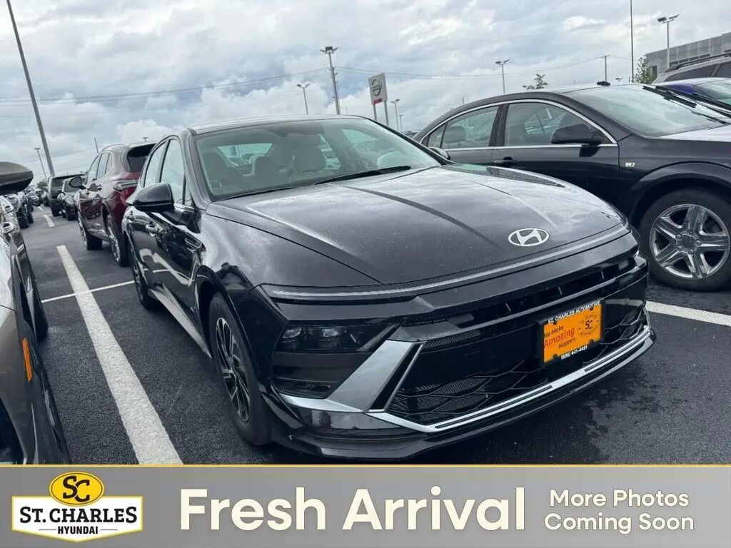 2026 Hyundai SONATA Hybrid Blue — photo 1 of 13