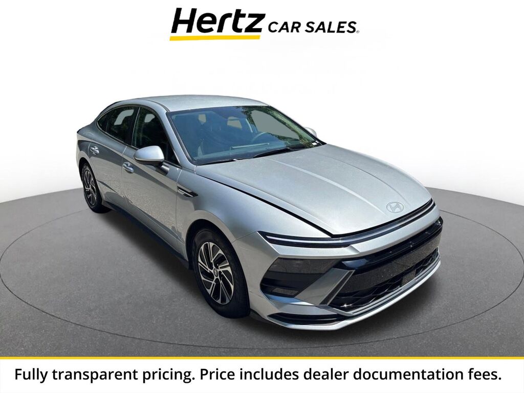 2026 Hyundai Sonata Hybrid Blue — photo 1 of 13