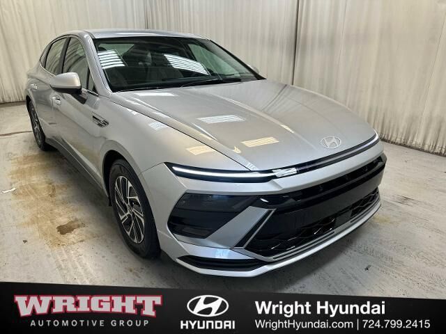 2026 Hyundai SONATA Hybrid Blue — photo 1 of 13