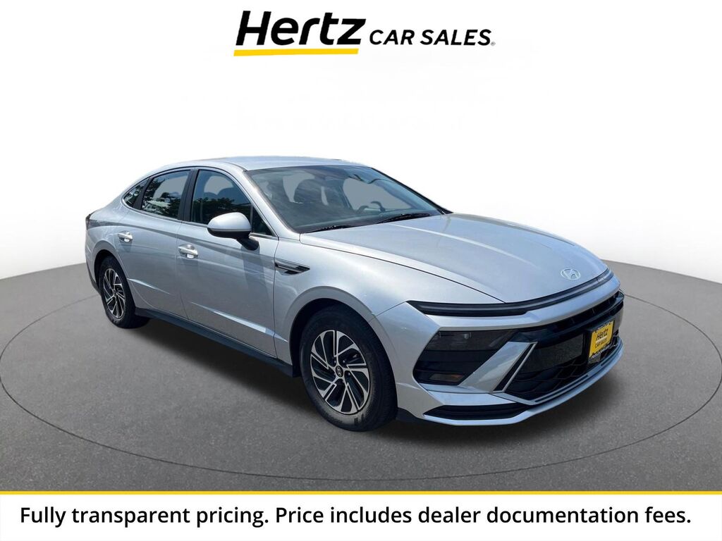 2026 Hyundai Sonata Hybrid Blue — photo 1 of 13