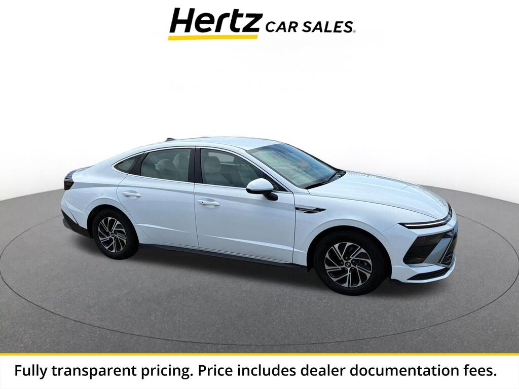 2026 Hyundai Sonata Hybrid Blue — photo 1 of 1