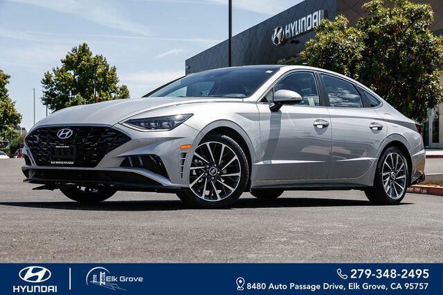 2023 Hyundai SONATA Limited — photo 1 of 11