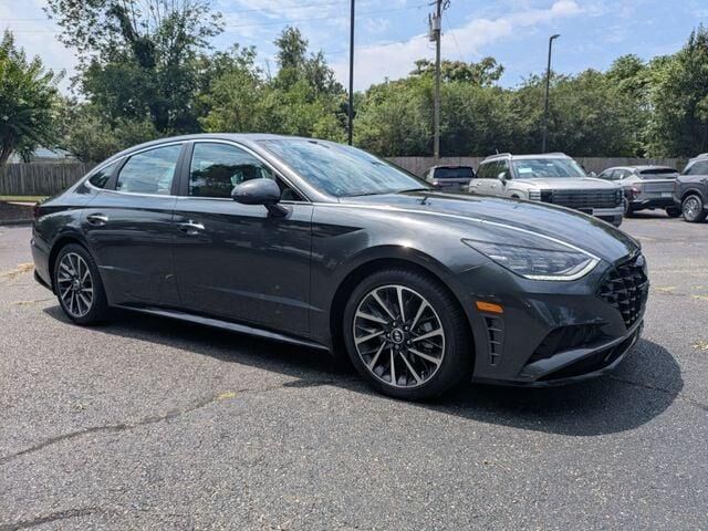 2023 Hyundai SONATA Limited