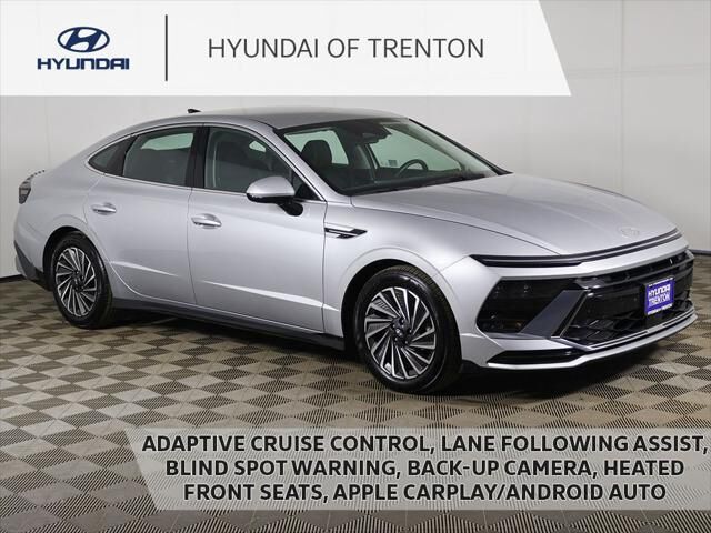 2025 Hyundai SONATA Hybrid SEL