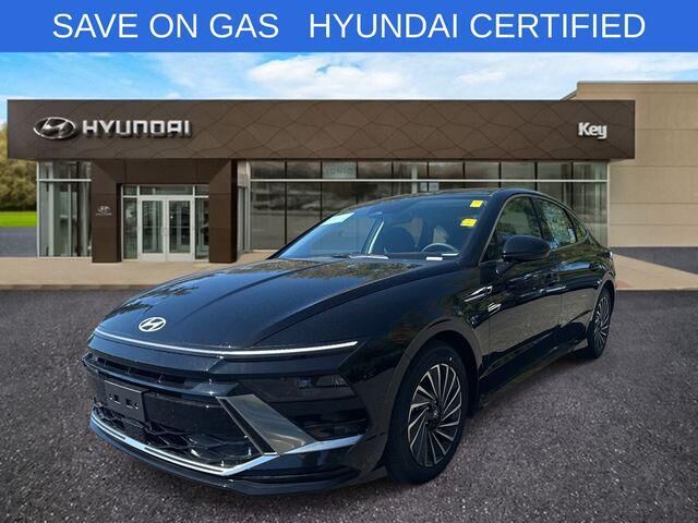 2025 Hyundai SONATA Hybrid SEL