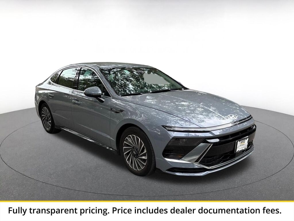 2025 Hyundai Sonata Hybrid SEL — photo 1 of 1