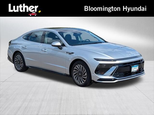 2026 Hyundai SONATA Hybrid SEL