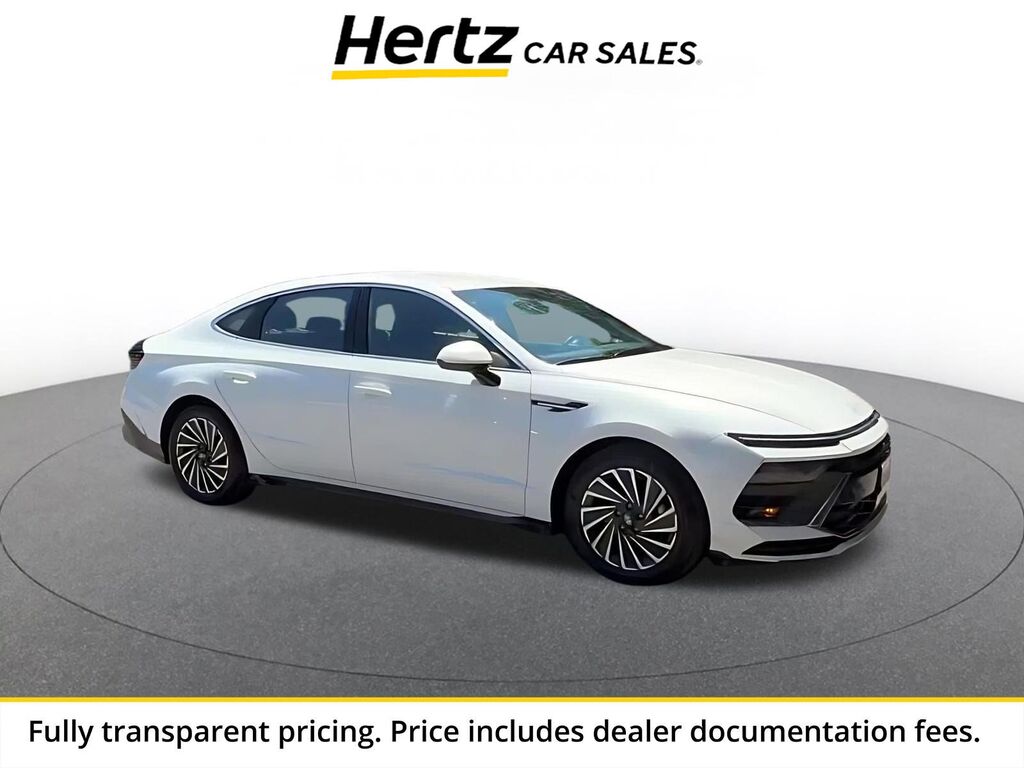 2025 Hyundai Sonata Hybrid SEL — photo 1 of 1