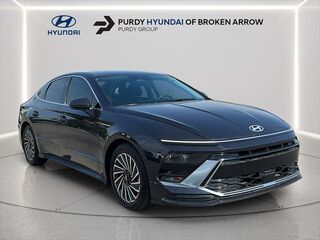 2024 Hyundai SONATA Hybrid SEL