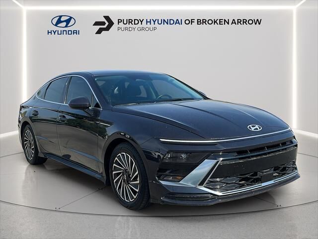 2024 Hyundai SONATA Hybrid SEL — photo 1 of 1