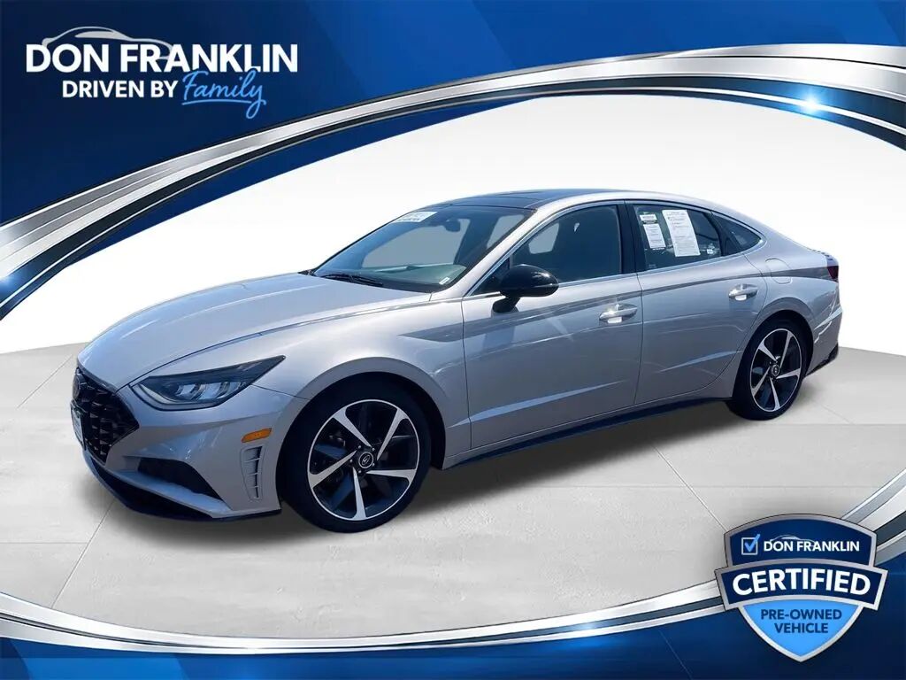 2023 Hyundai SONATA SEL Plus — photo 1 of 13