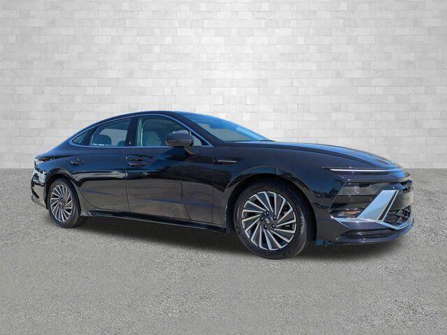 2024 Hyundai SONATA Hybrid Limited