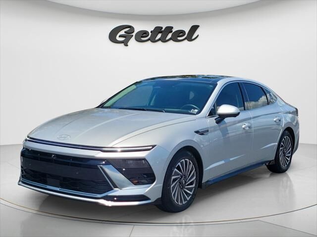 2025 Hyundai SONATA Hybrid Limited — photo 1 of 11