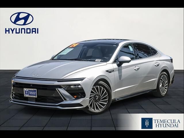 2024 Hyundai SONATA Hybrid Limited