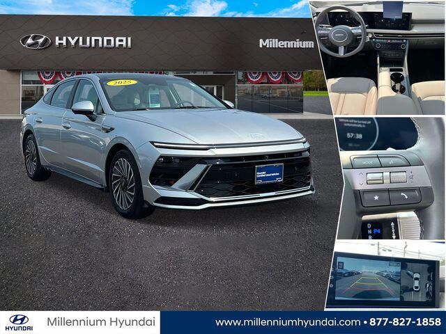 2025 Hyundai SONATA Hybrid Limited — photo 1 of 12