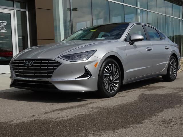 2023 Hyundai SONATA Hybrid Limited