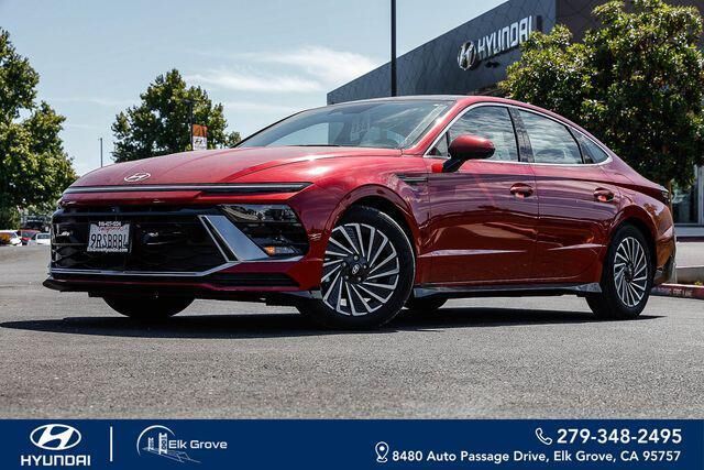 2025 Hyundai SONATA Hybrid Limited