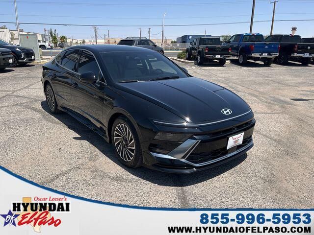 2025 Hyundai SONATA Hybrid Limited