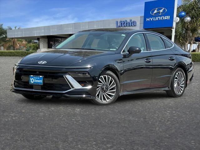 2024 Hyundai SONATA Hybrid Limited