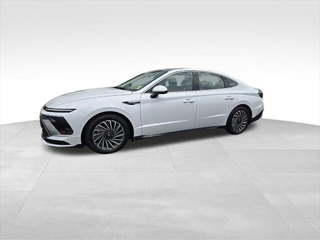 2025 Hyundai SONATA Hybrid Limited