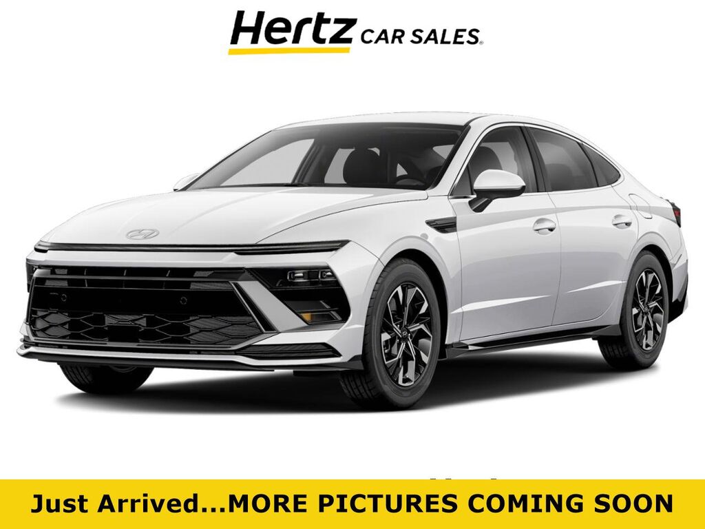 2025 Hyundai Sonata SEL — photo 1 of 3