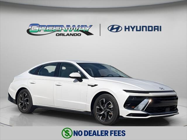 2024 Hyundai SONATA SEL — photo 1 of 13