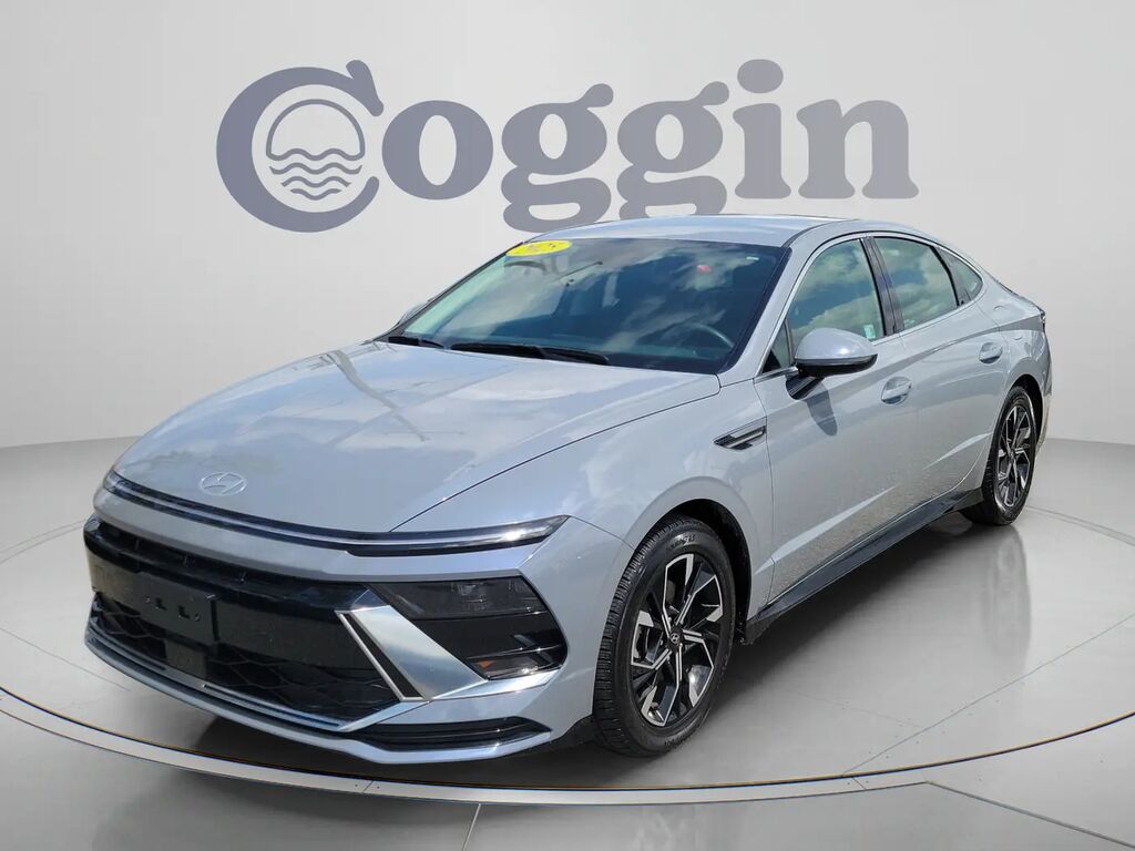 2025 Hyundai SONATA SEL — photo 1 of 13