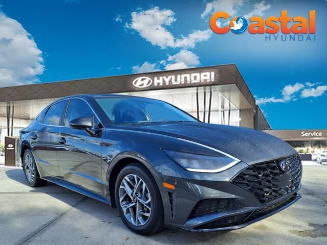 2022 Hyundai SONATA SEL
