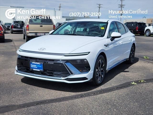 2025 Hyundai SONATA SEL — photo 1 of 13