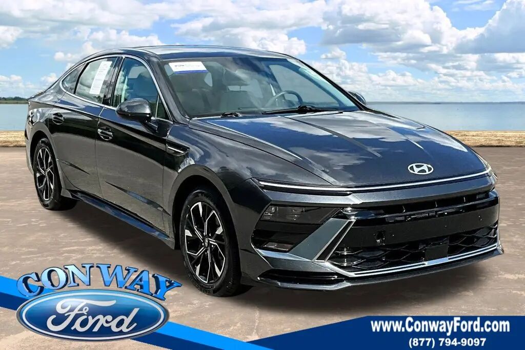 2025 Hyundai SONATA SEL — photo 1 of 13