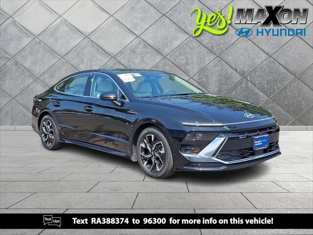 2024 Hyundai SONATA SEL — photo 1 of 13